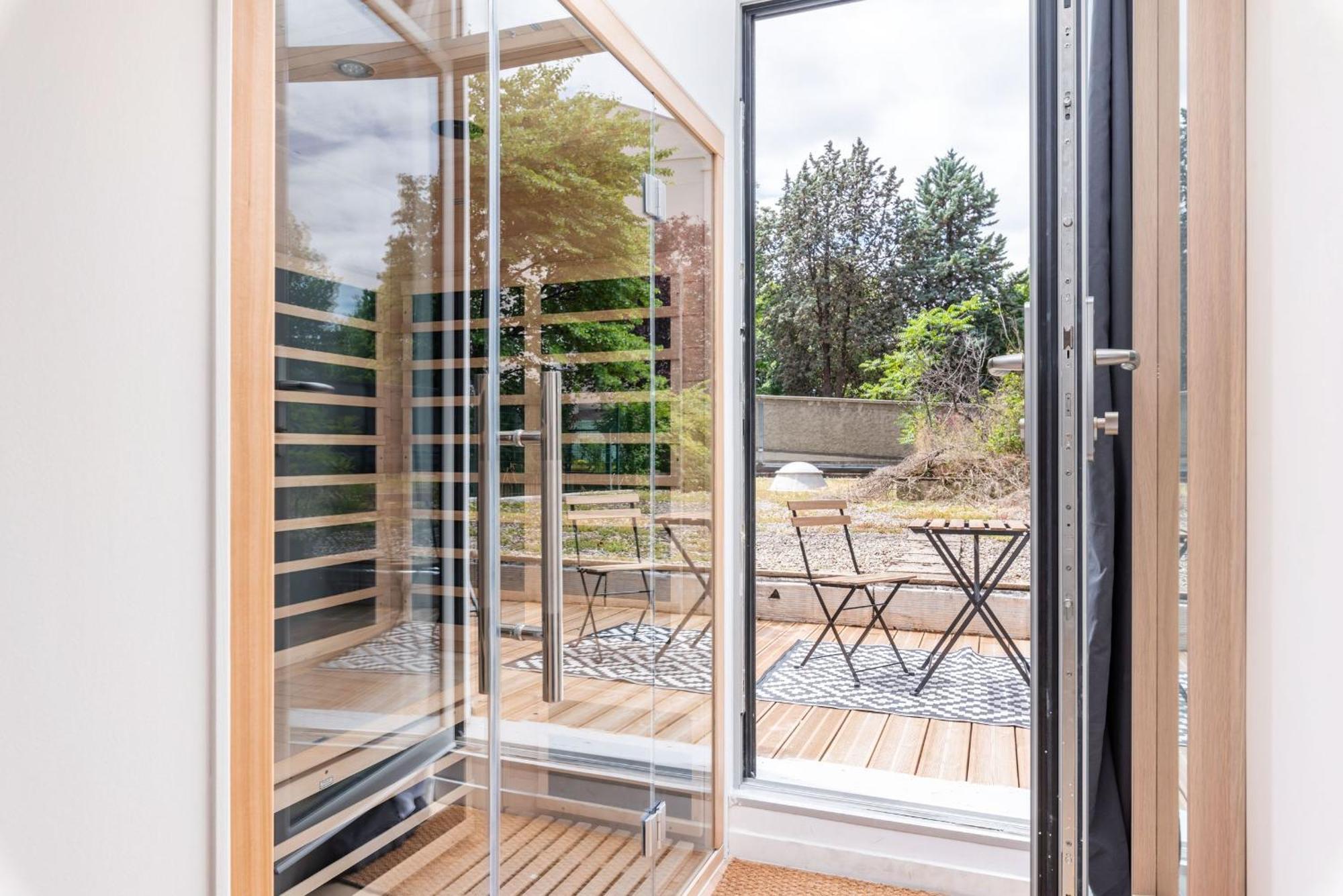 L'Heritage & Spa Lyon Bagian luar foto